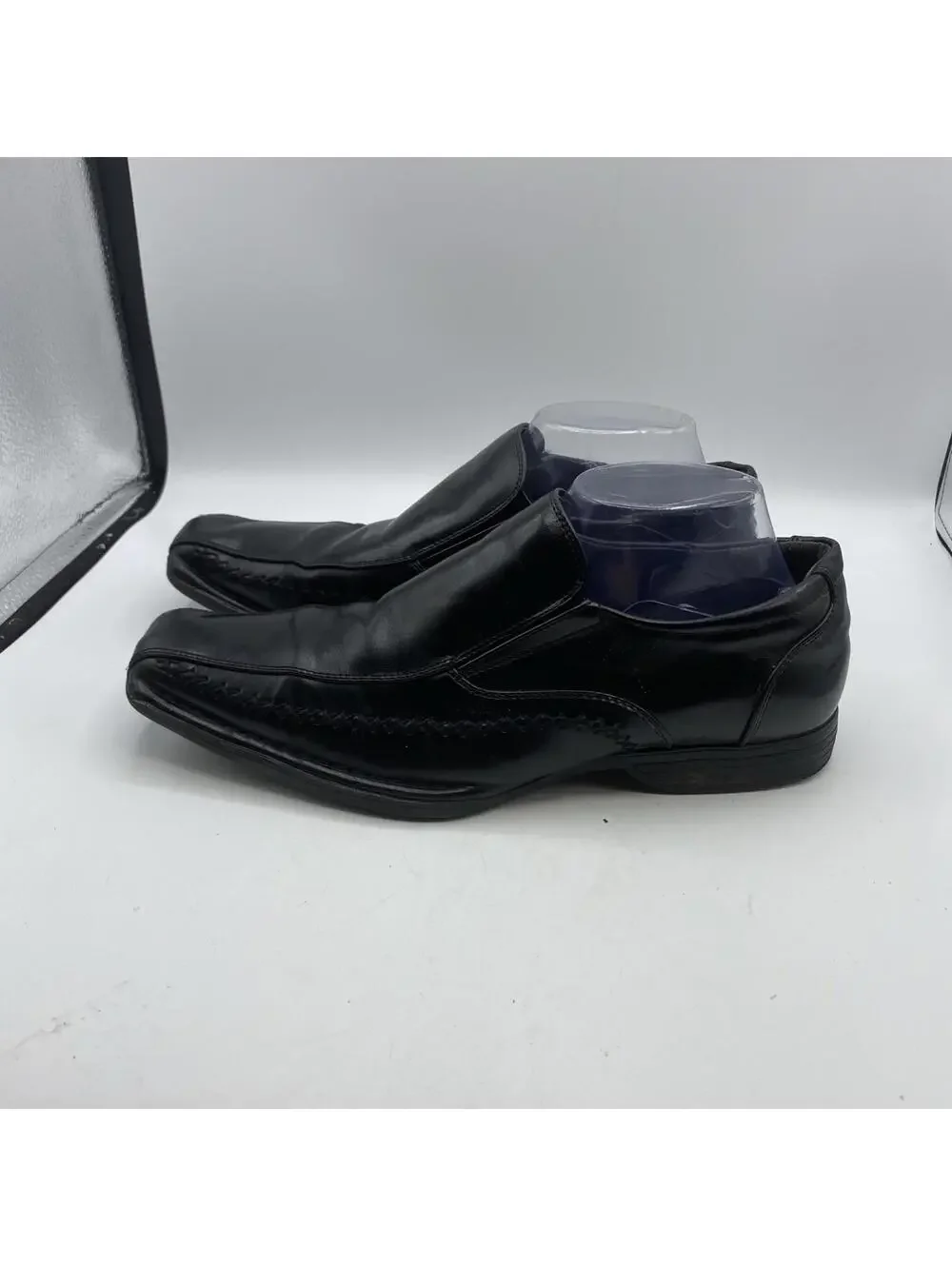 Dexter Black Leather Lace Up Men’s Dress Shoes Size 9 with Square Toe